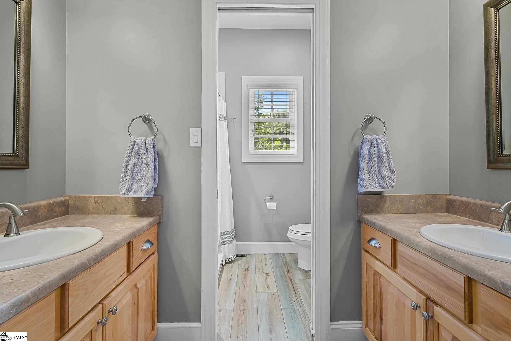 Anderson, South Carolina 29626, United States, 3 Bedrooms Bedrooms, ,3 BathroomsBathrooms,Residential,Active,178805