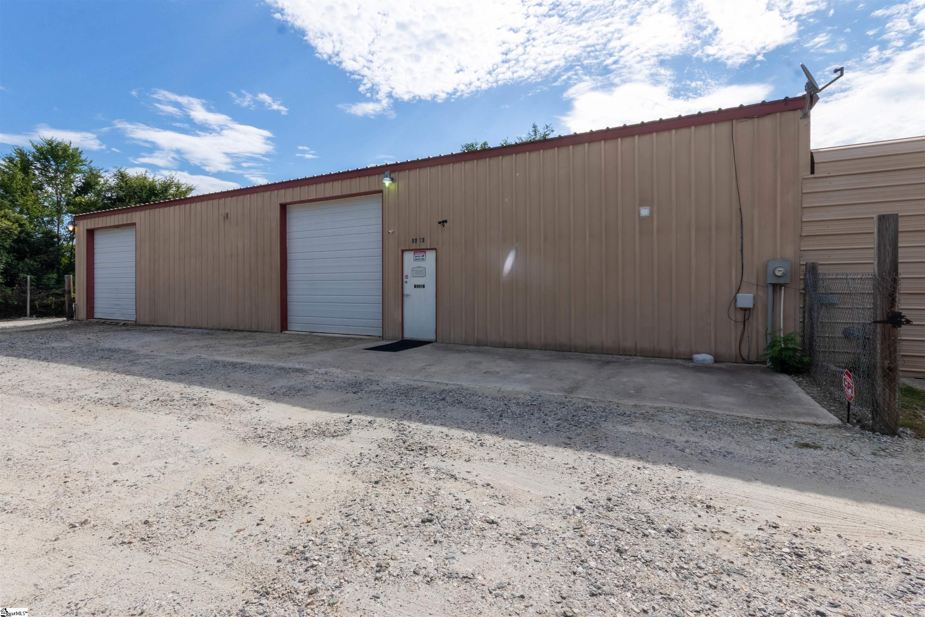 Greenwood, South Carolina 29649, United States, ,3 BathroomsBathrooms,Commercial,Active,182059