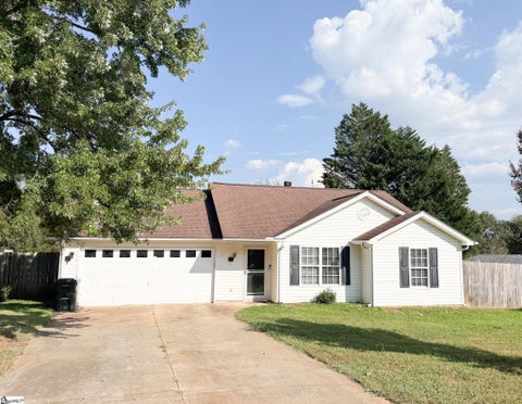 Photo of 8 Bass Way, Taylors, SC 29687 (MLS # 1602932)