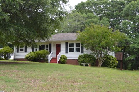 Photo of 521 S Spencer Street, Duncan, SC 29334 (MLS # 1593376)