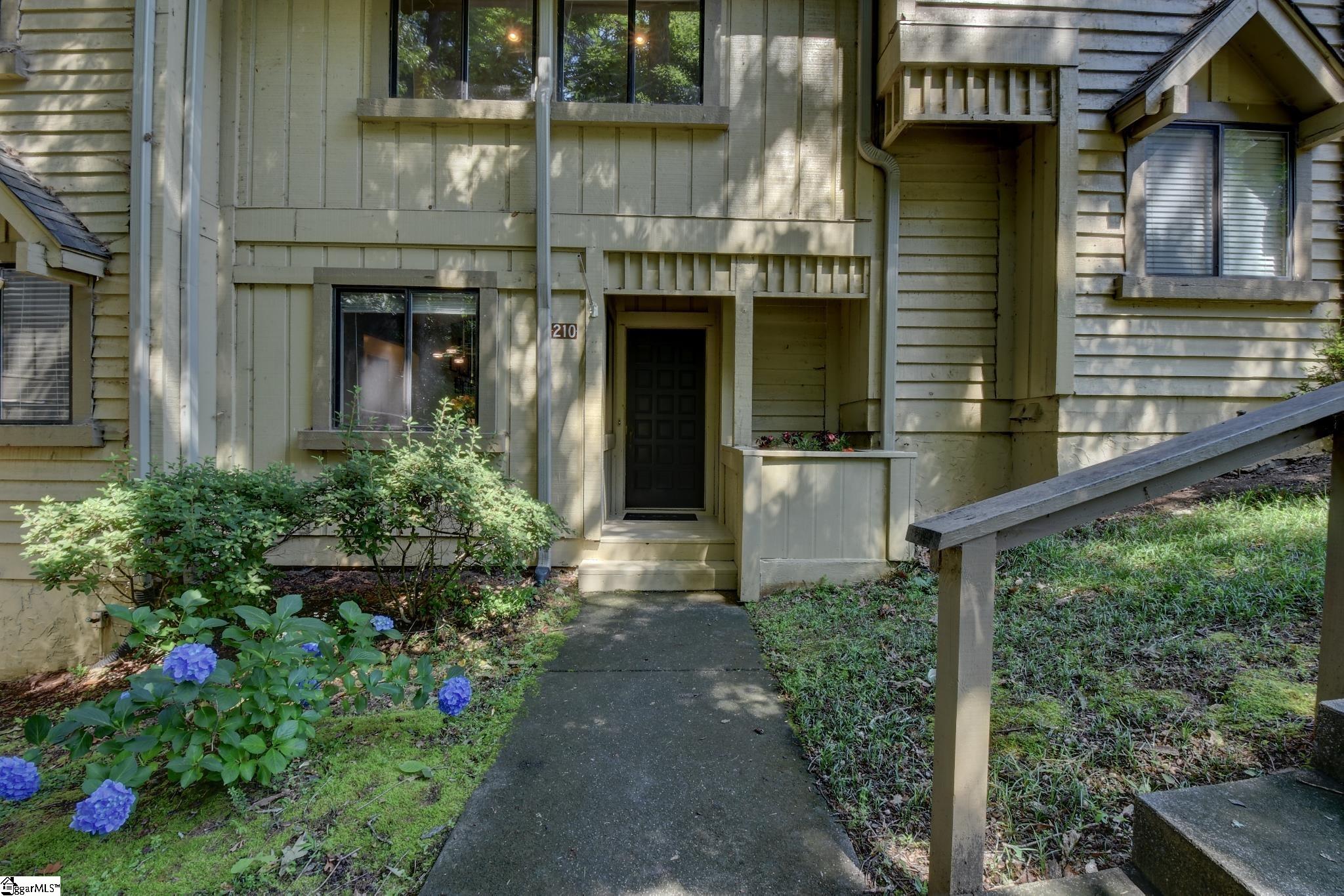 210 Harbor Cove Drive