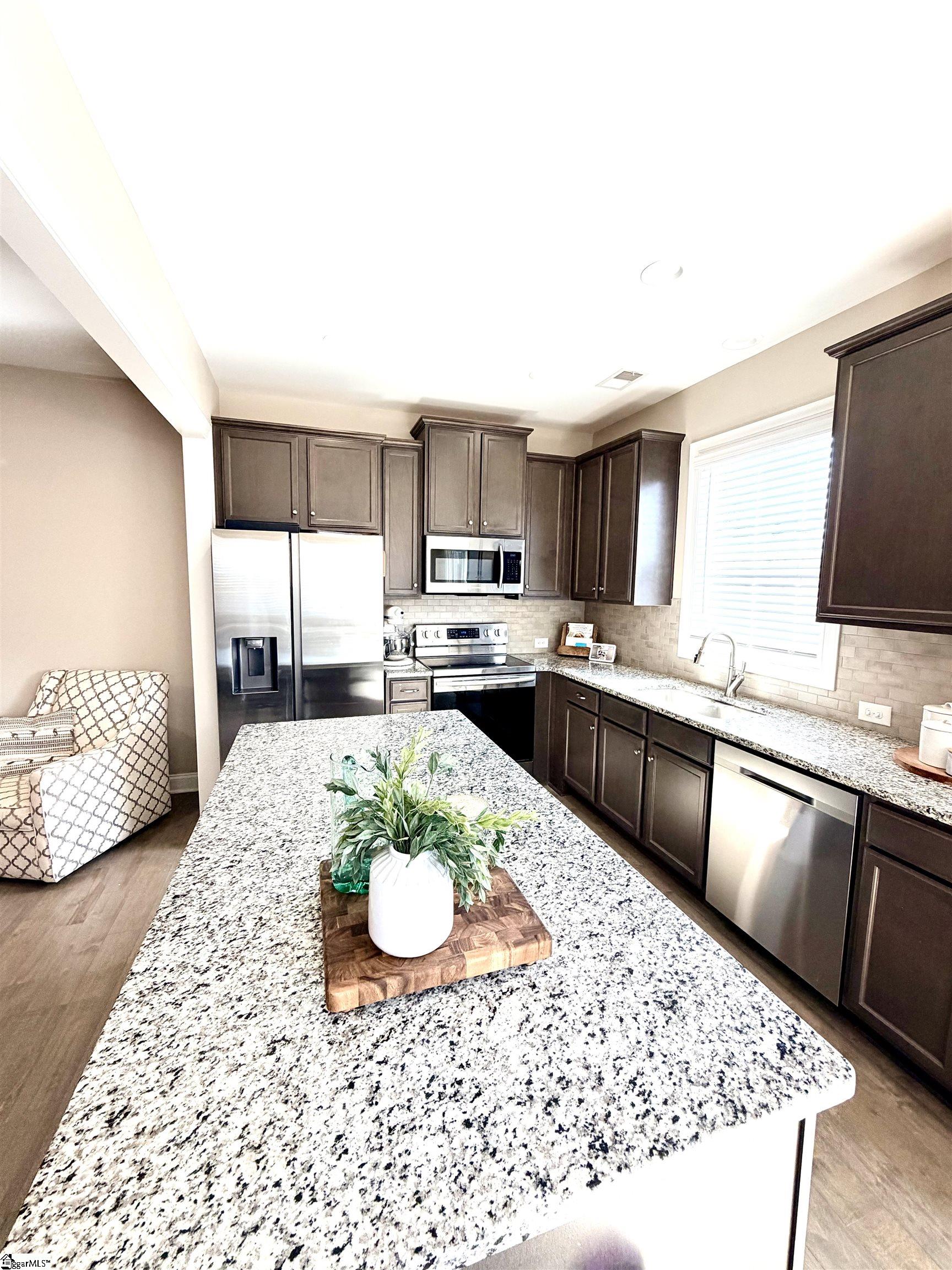 700 Wintergarden Place