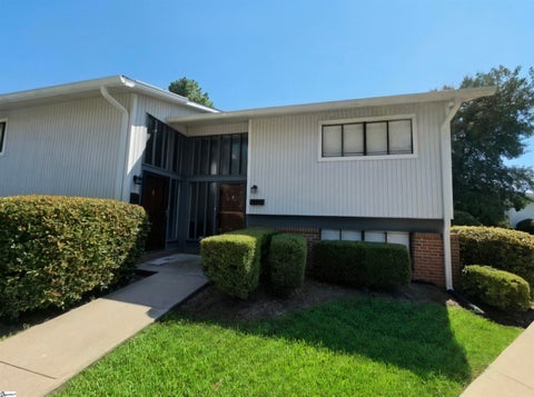 Photo of 8 Briarcreek Place, Greenville, SC 29615 (MLS # 1601620)