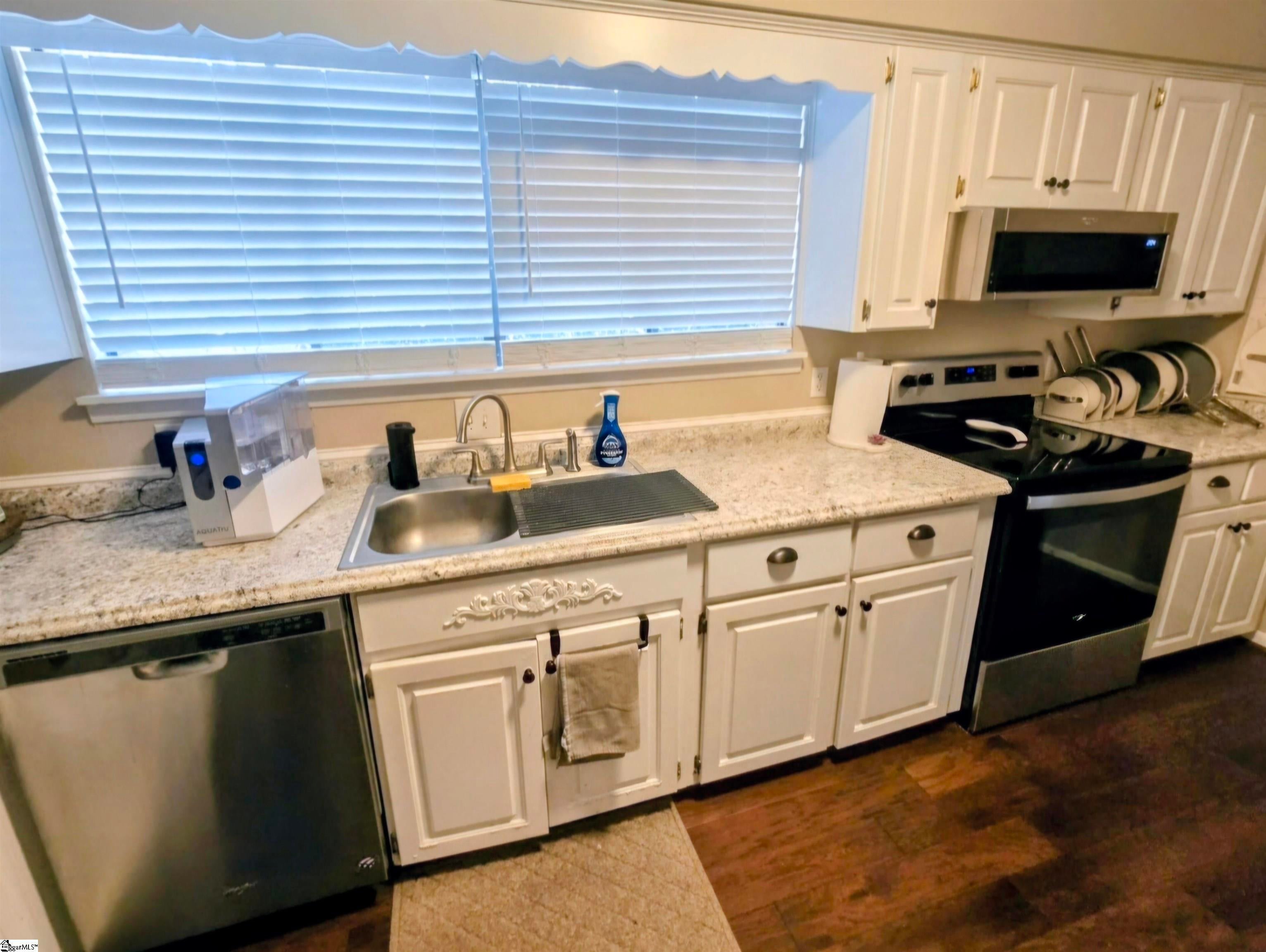 8 Briarcreek Place