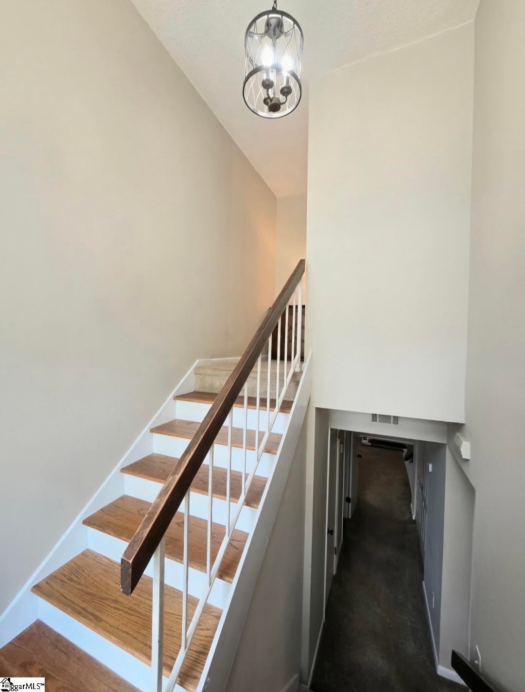 8 Briarcreek Place
