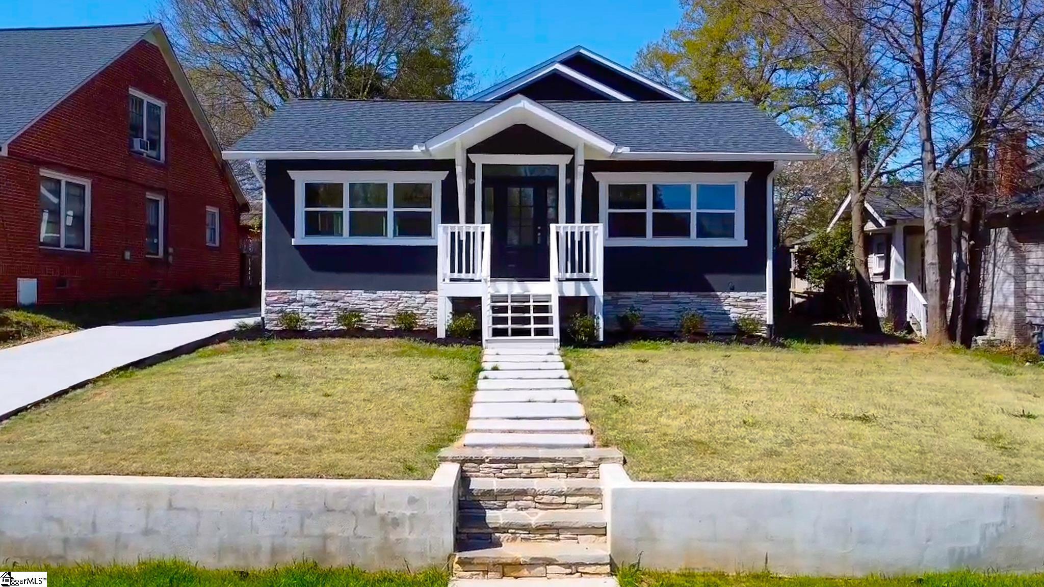 103 E Augusta Place