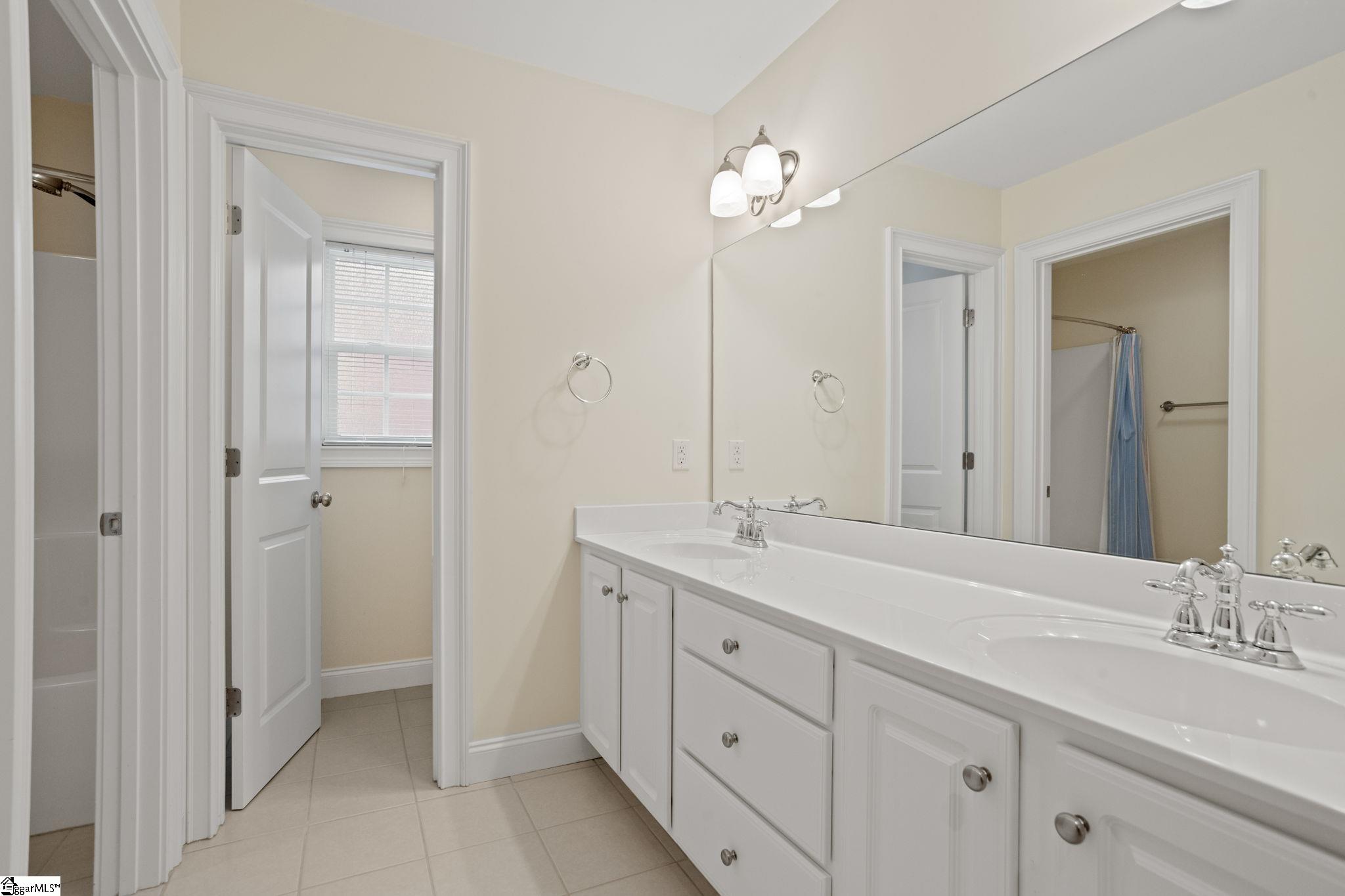 Greenville, South Carolina 29617, United States, 3 Bedrooms Bedrooms, ,3 BathroomsBathrooms,Residential,Active,102850