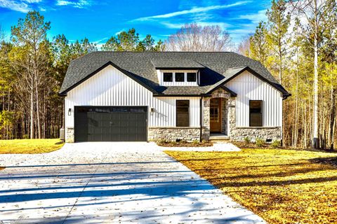 Photo of 174 Turtle Dove Lane, Seneca, SC 29678 (MLS # 1575918)