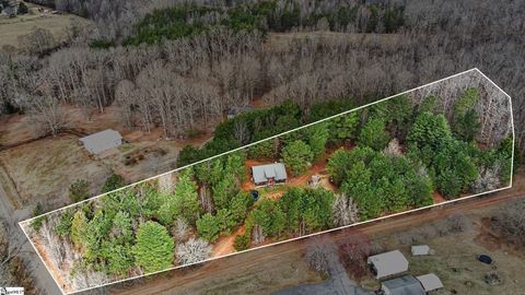 Photo of 113 Ernestine Hayes Road, Pickens, SC 29671 (MLS # 1583923)