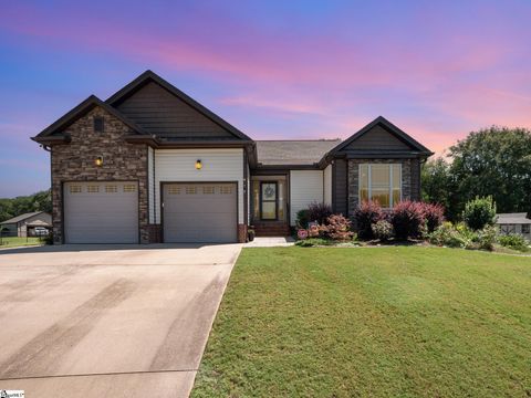 Photo of 190 Glendower Lane, Chesnee, SC 29323 (MLS # 1582435)