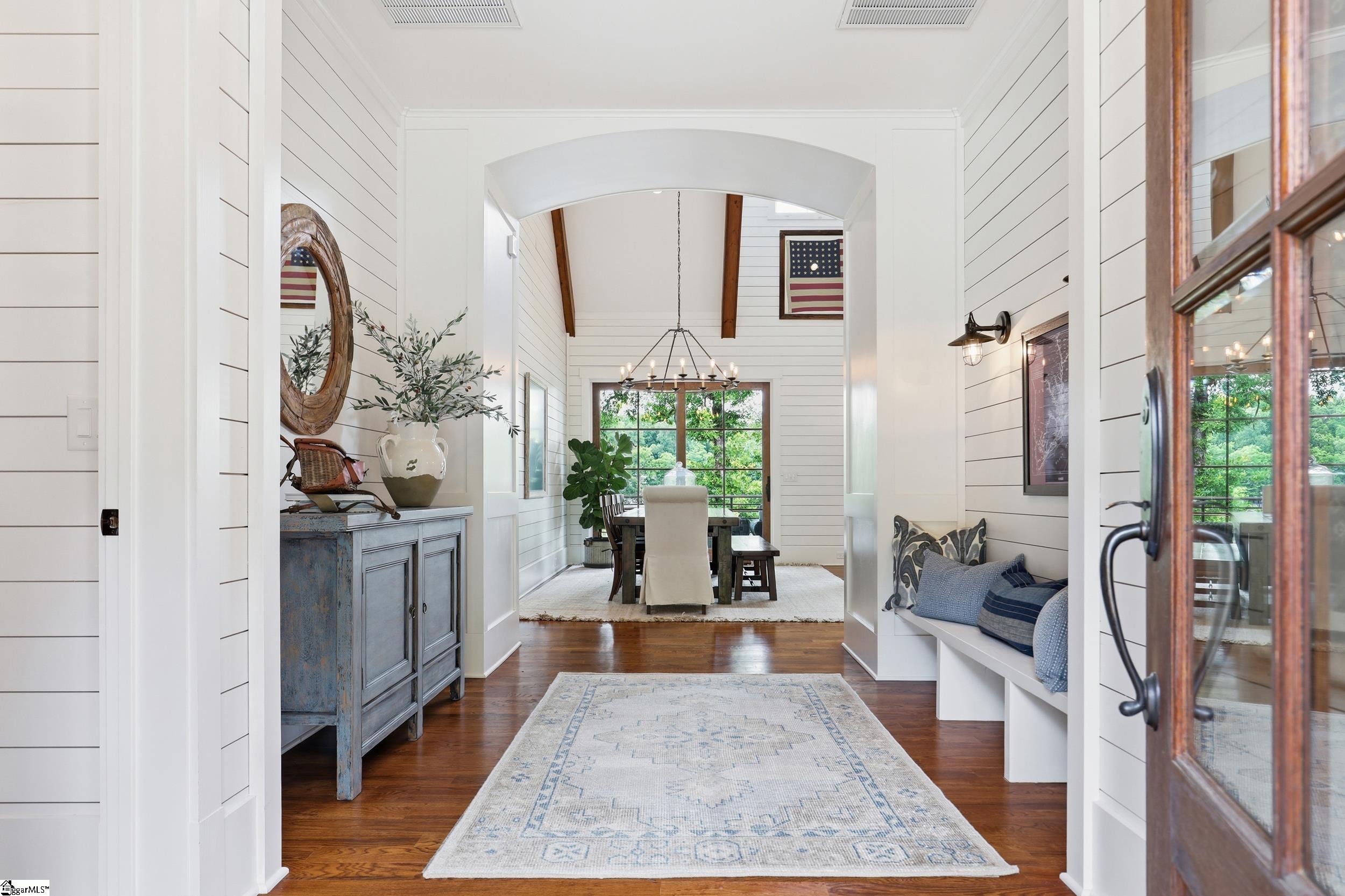 147 S Edgewater Drive