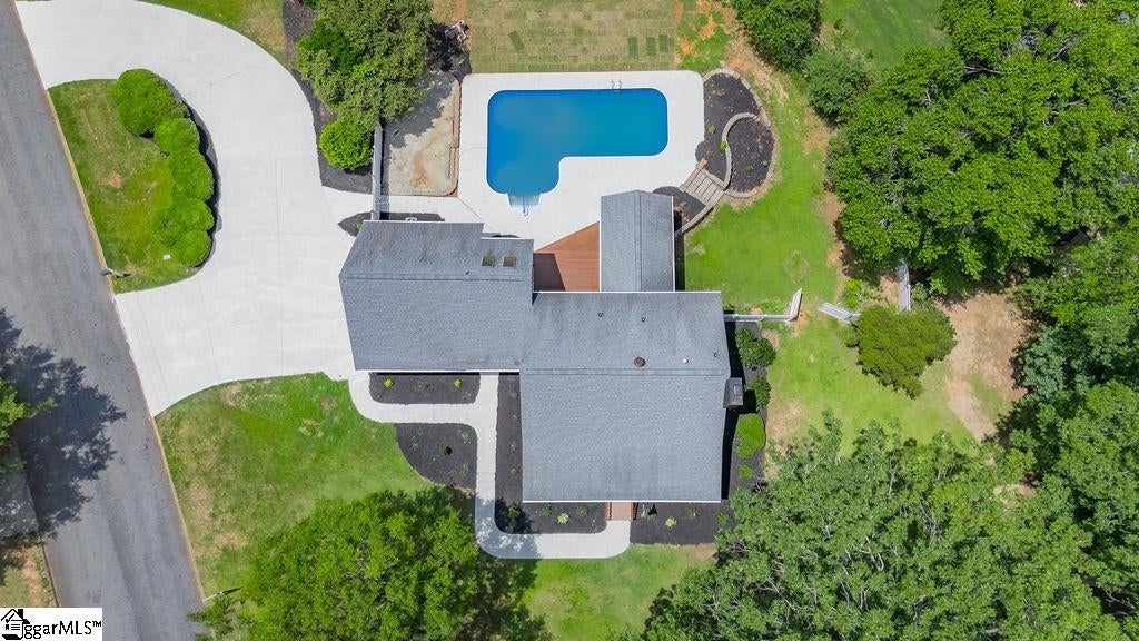 421 Quail Run Circle