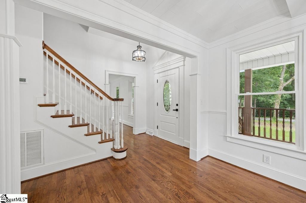 421 Quail Run Circle