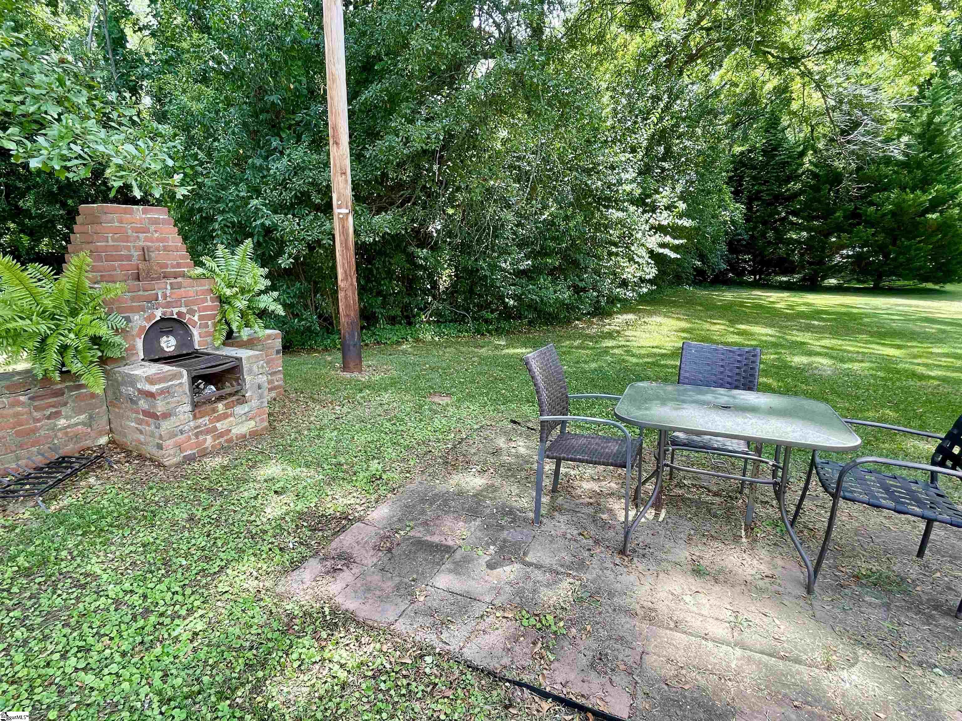 Laurens, South Carolina 29360, United States, 2 Bedrooms Bedrooms, ,1 BathroomBathrooms,Residential,Active,180946