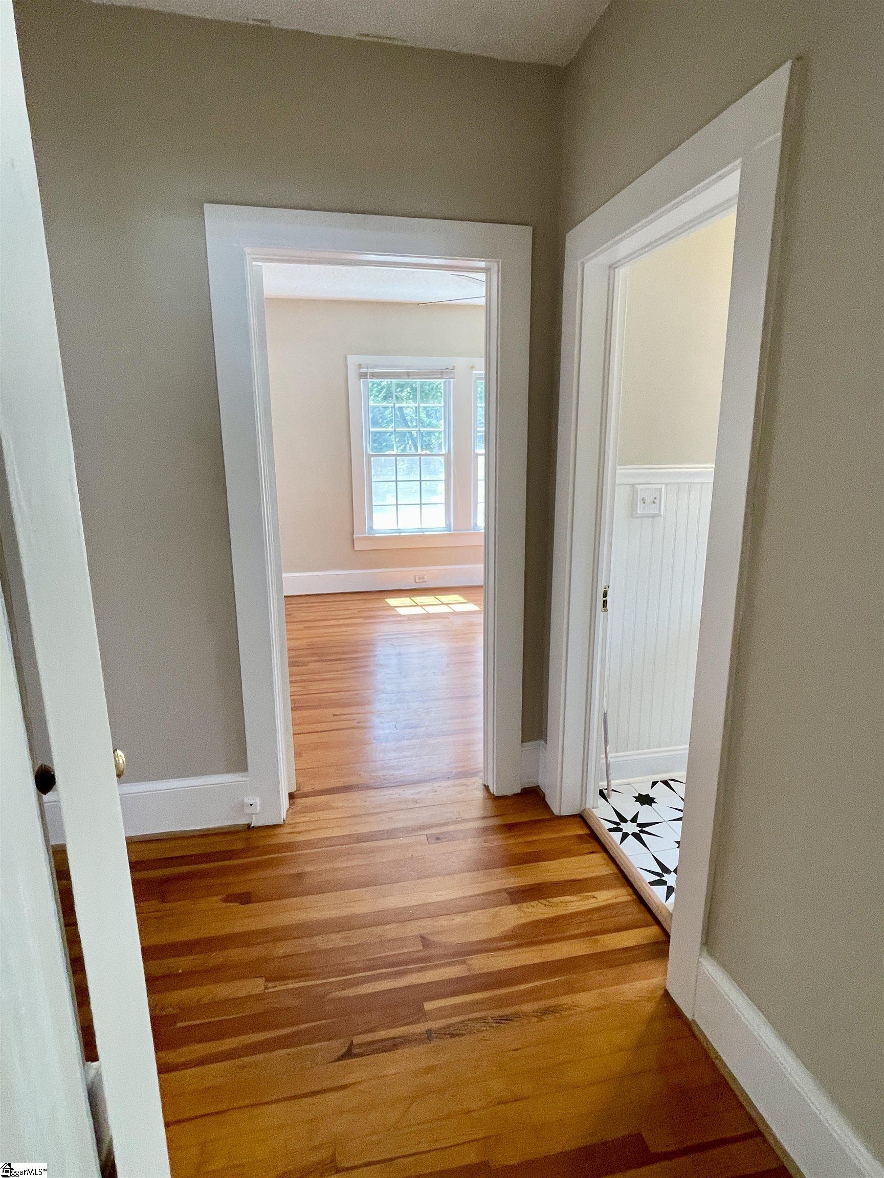 Laurens, South Carolina 29360, United States, 2 Bedrooms Bedrooms, ,1 BathroomBathrooms,Residential,Active,180946