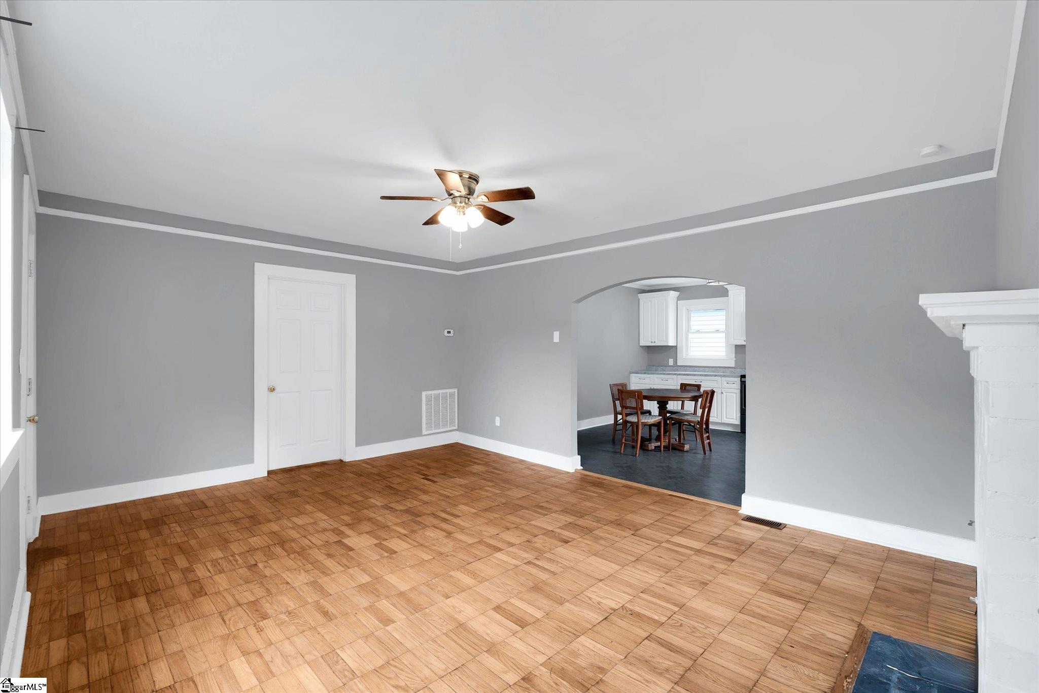 119 Chapel Avenue