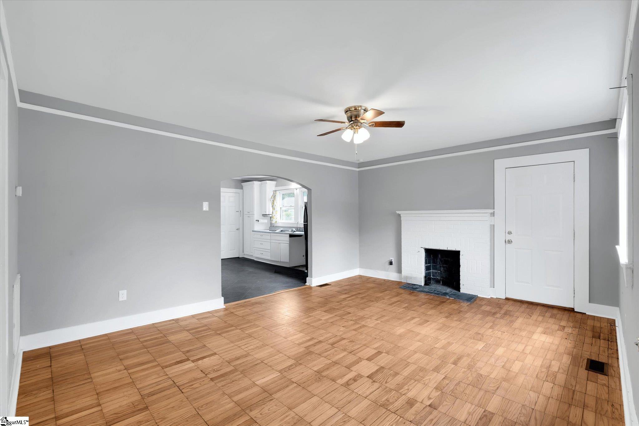 119 Chapel Avenue