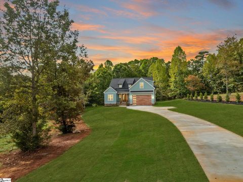 507 Lariat Loop Seneca SC 29672