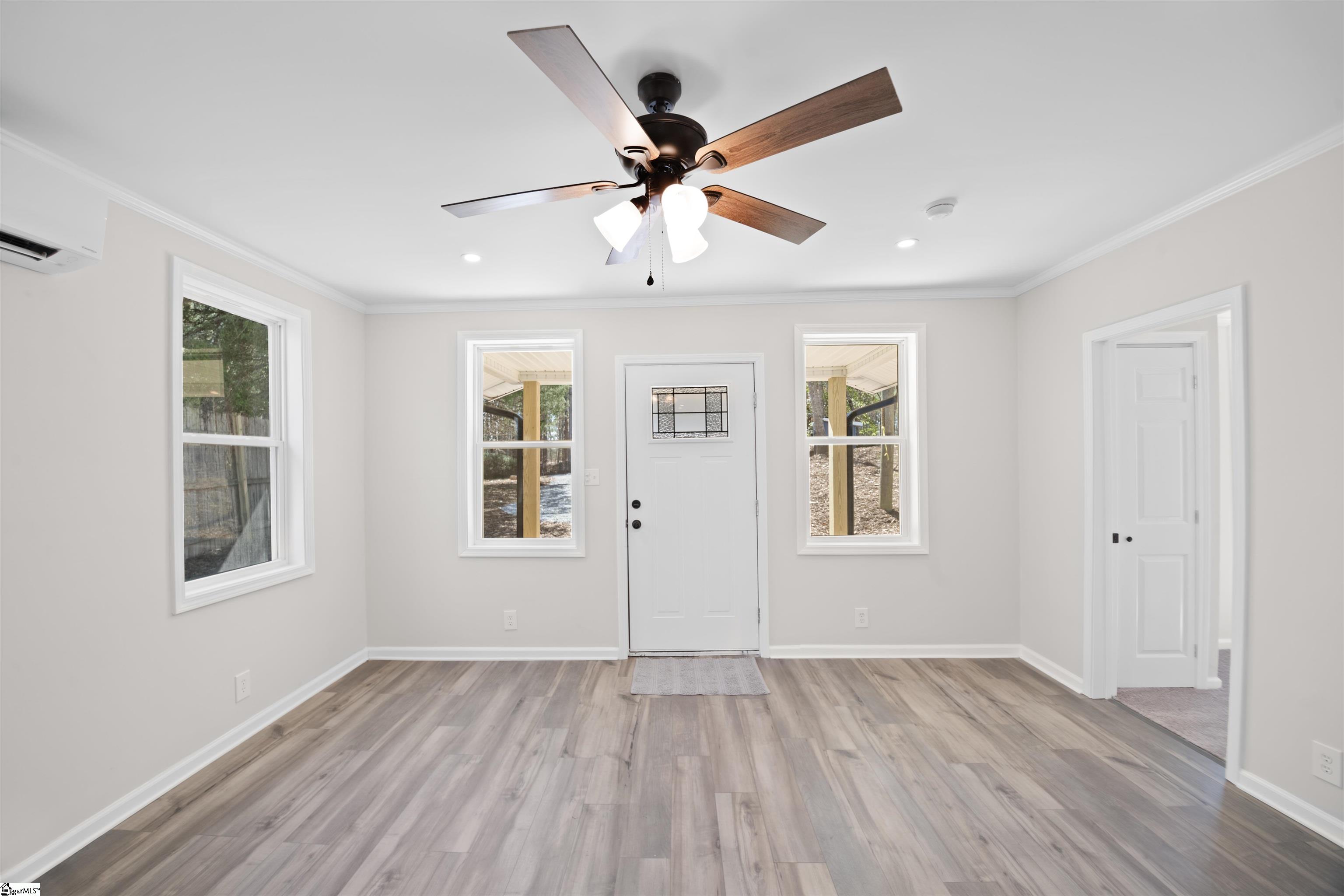 450 Crestwood Drive