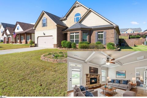 Photo of 135 Adams Creek Place, Simpsonville, SC 29681 (MLS # 1576626)