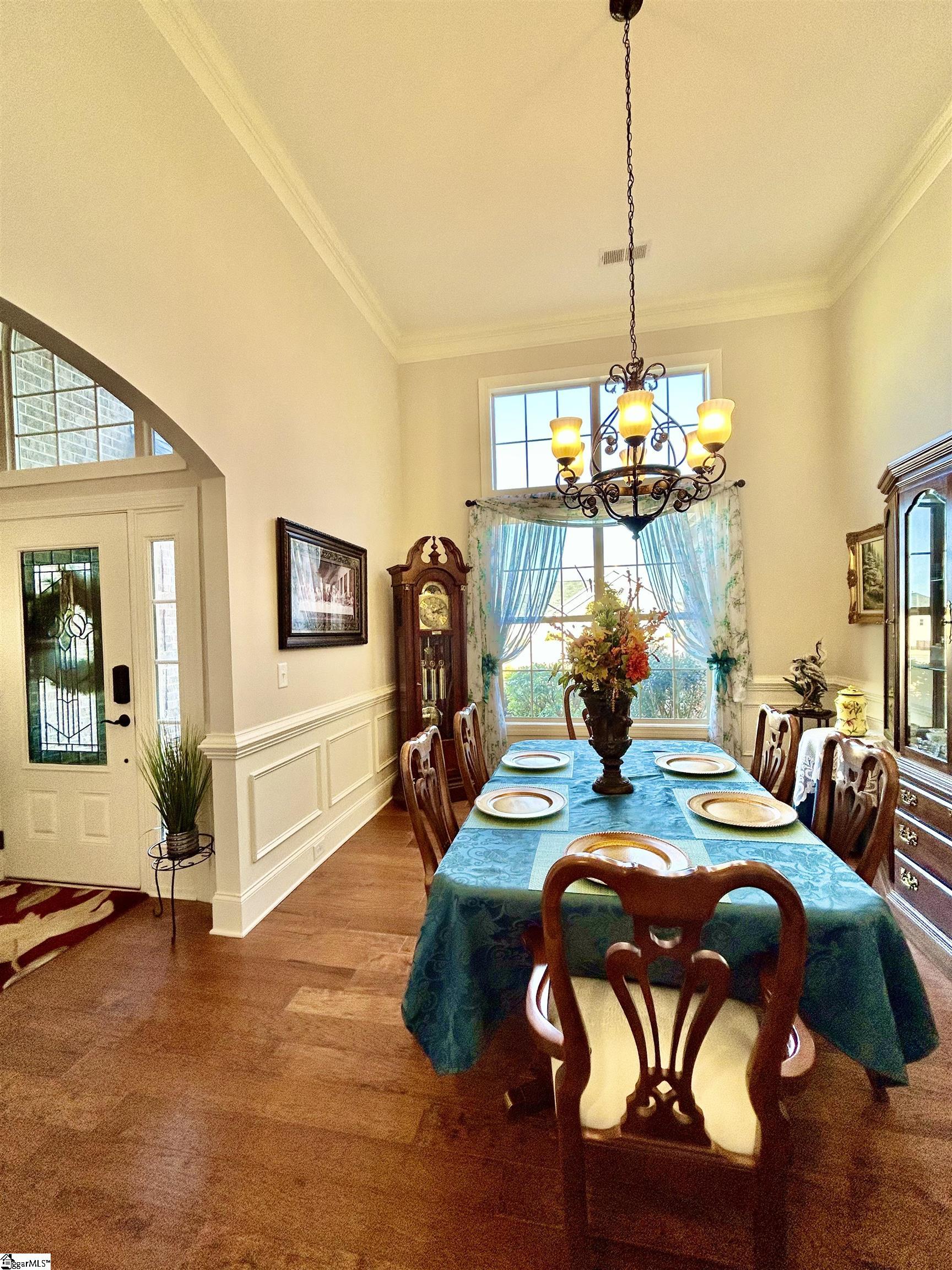 402 Meadowcroft Lane