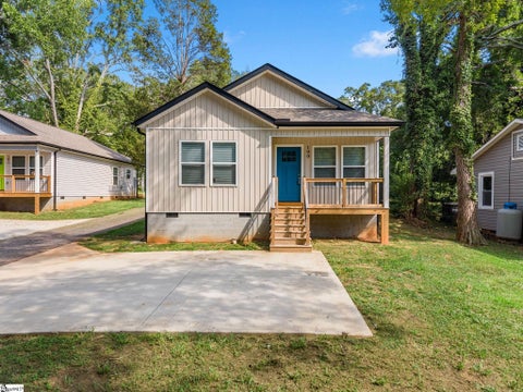 Photo of 100 Prospect Avenue, Spartanburg, SC 29306 (MLS # 1598257)