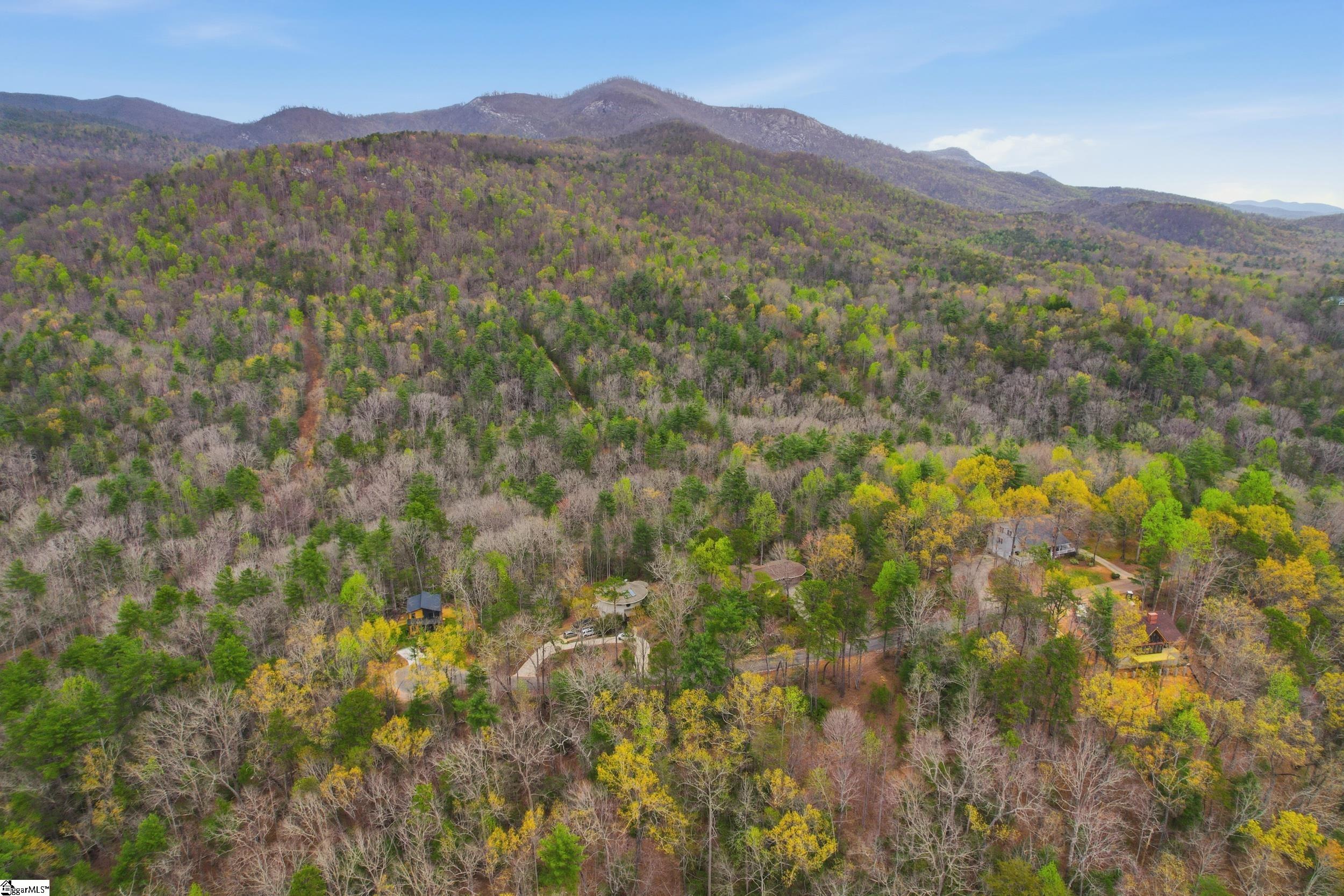 209 Falcon Crest Way