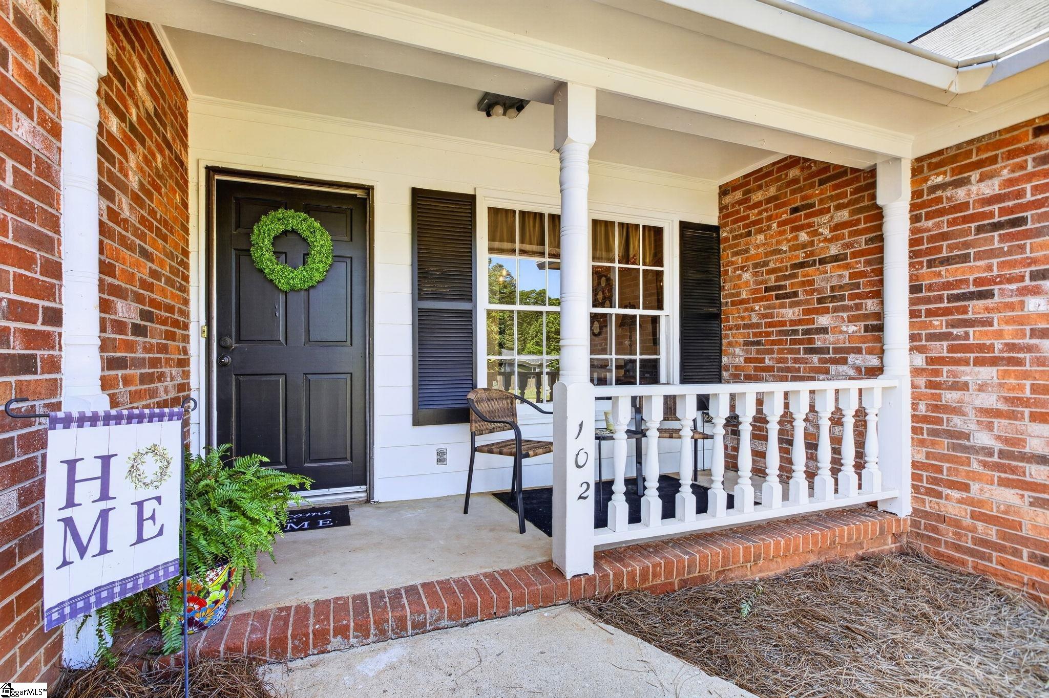 102 Ambergate Court, Greer, SC Home for Sale 2 102 Ambergate Court