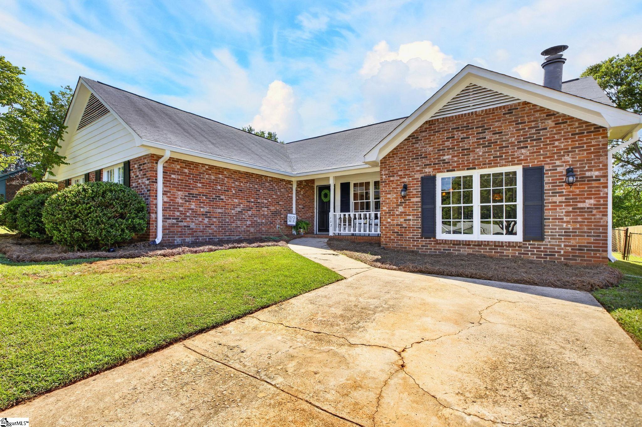 102 Ambergate Court, Greer, SC Home for Sale 1 102 Ambergate Court