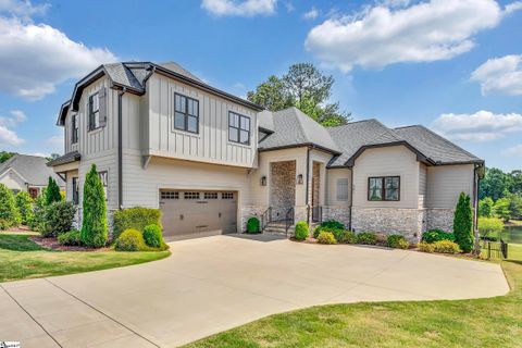 Photo of 201 Chestnut Pond Lane, Simpsonville, SC 29681 (MLS # 1590288)