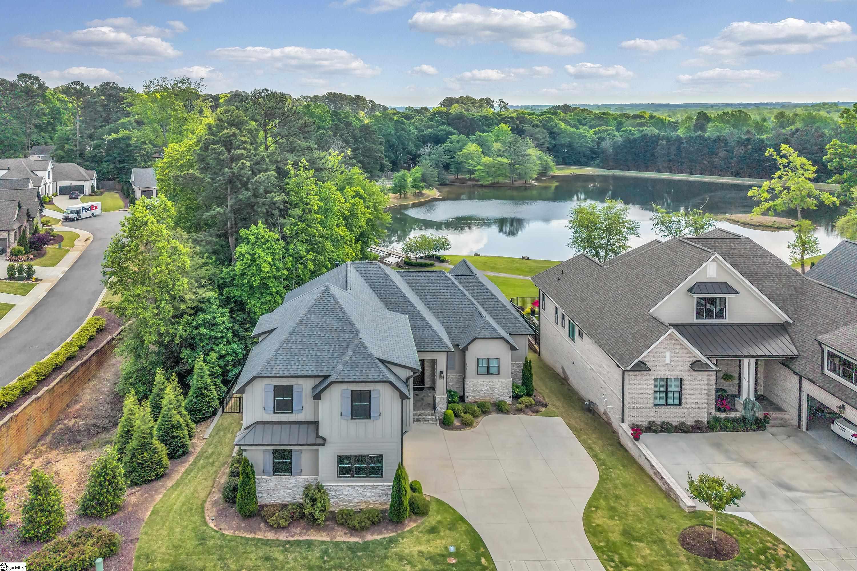 201 Chestnut Pond Lane