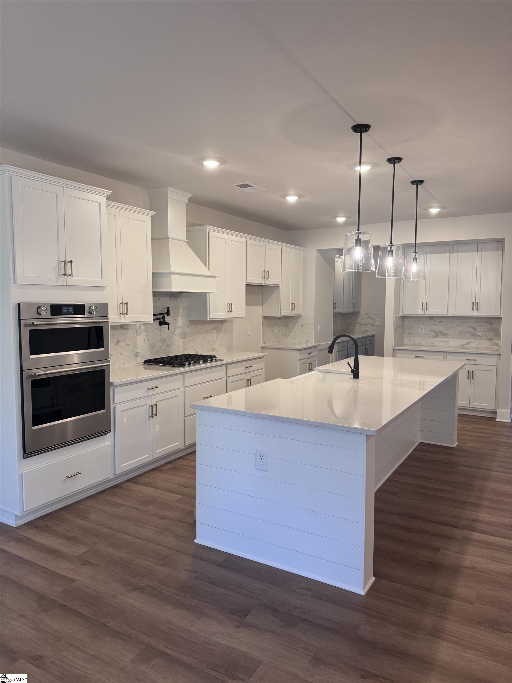 120 Lavender Hill Court