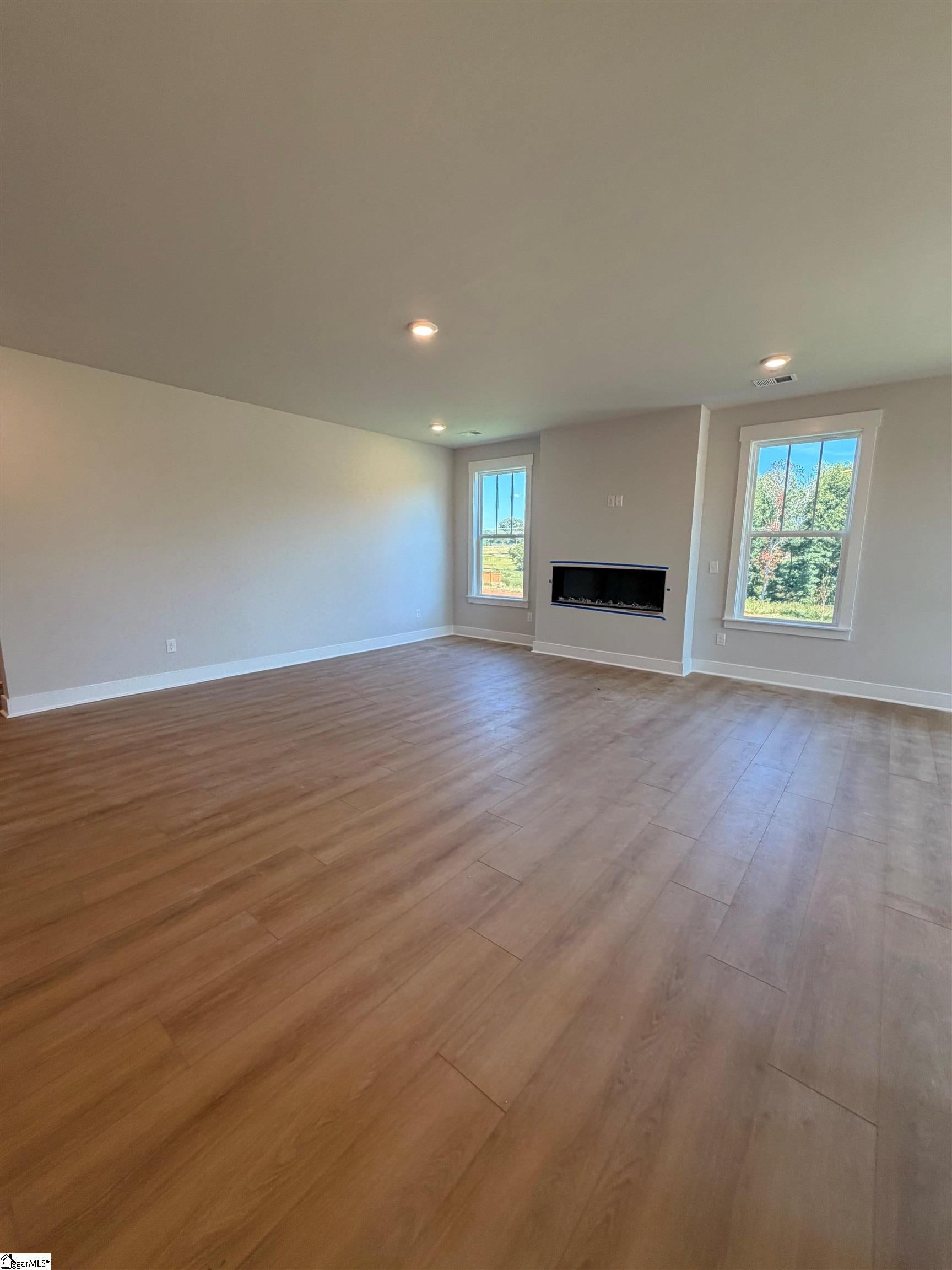551 Winstone Trail