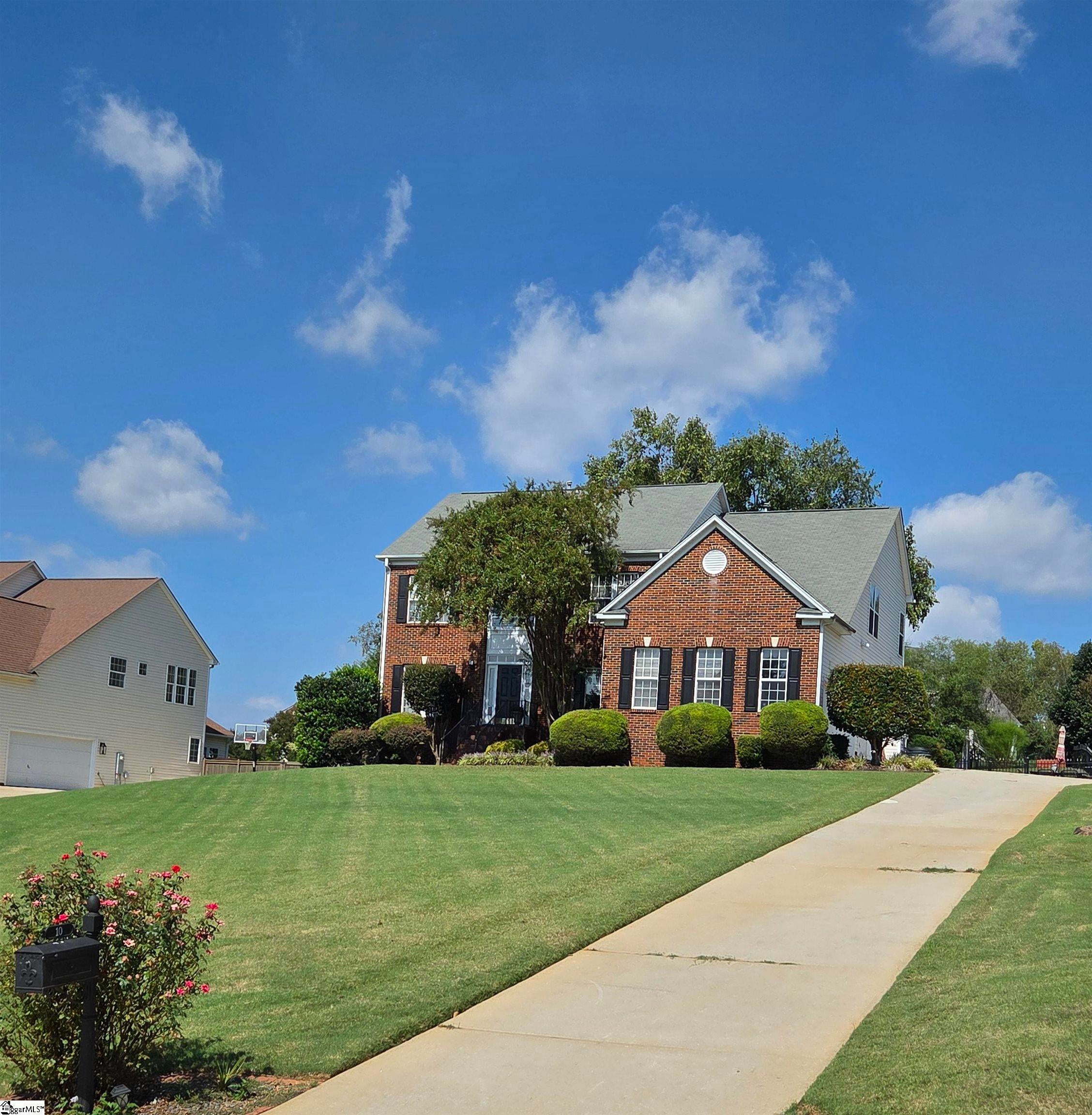 Real Estate Search 2 10 Noble Oaks Lane