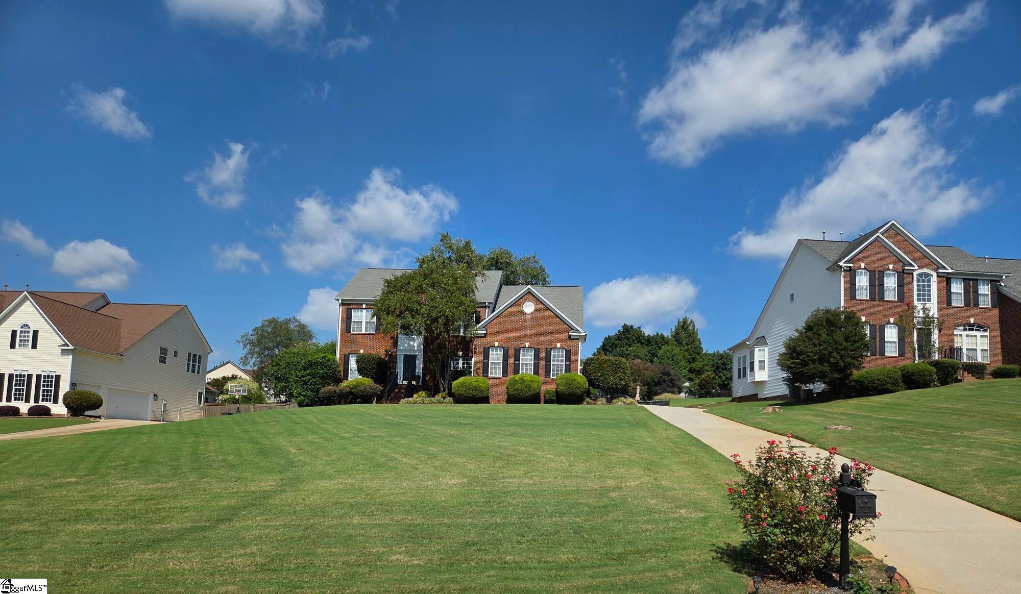 Real Estate Search 4 10 Noble Oaks Lane
