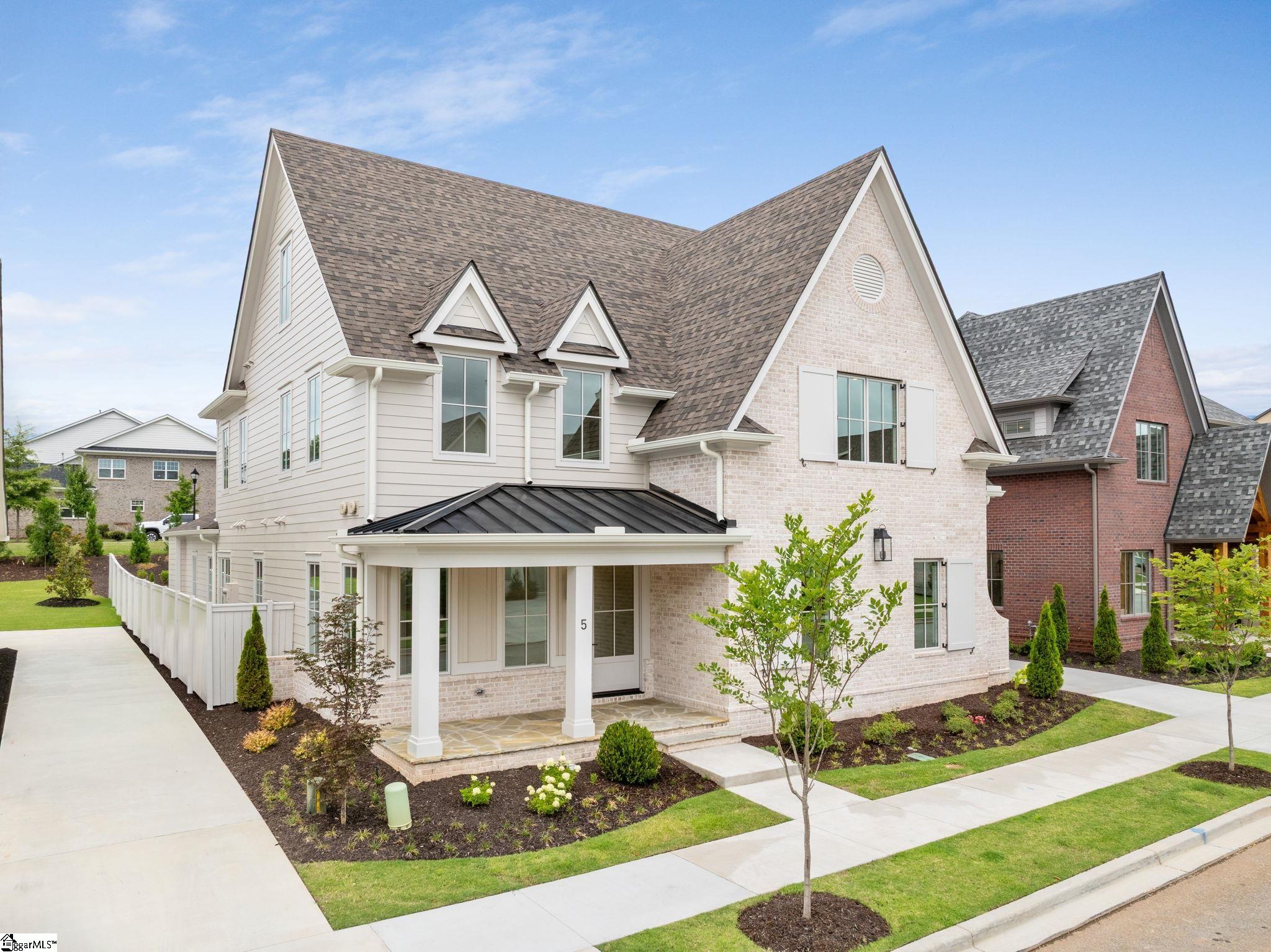 5 Crossmoor Circle