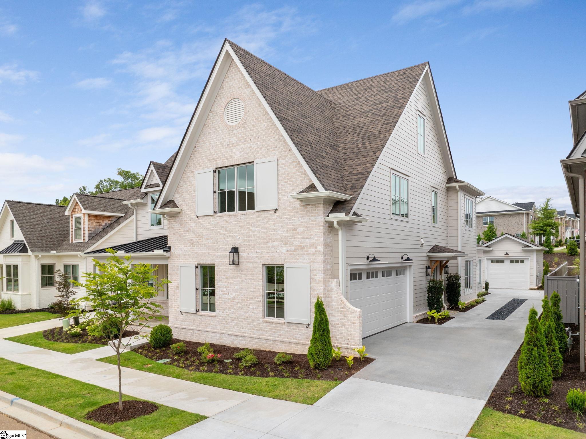 5 Crossmoor Circle