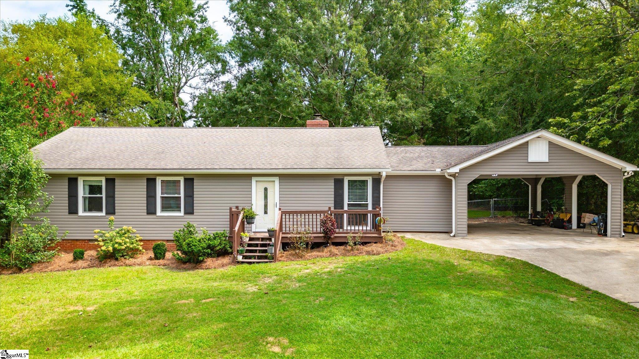 Clinton, South Carolina 29325, United States, 3 Bedrooms Bedrooms, ,2 BathroomsBathrooms,Residential,Active,197414