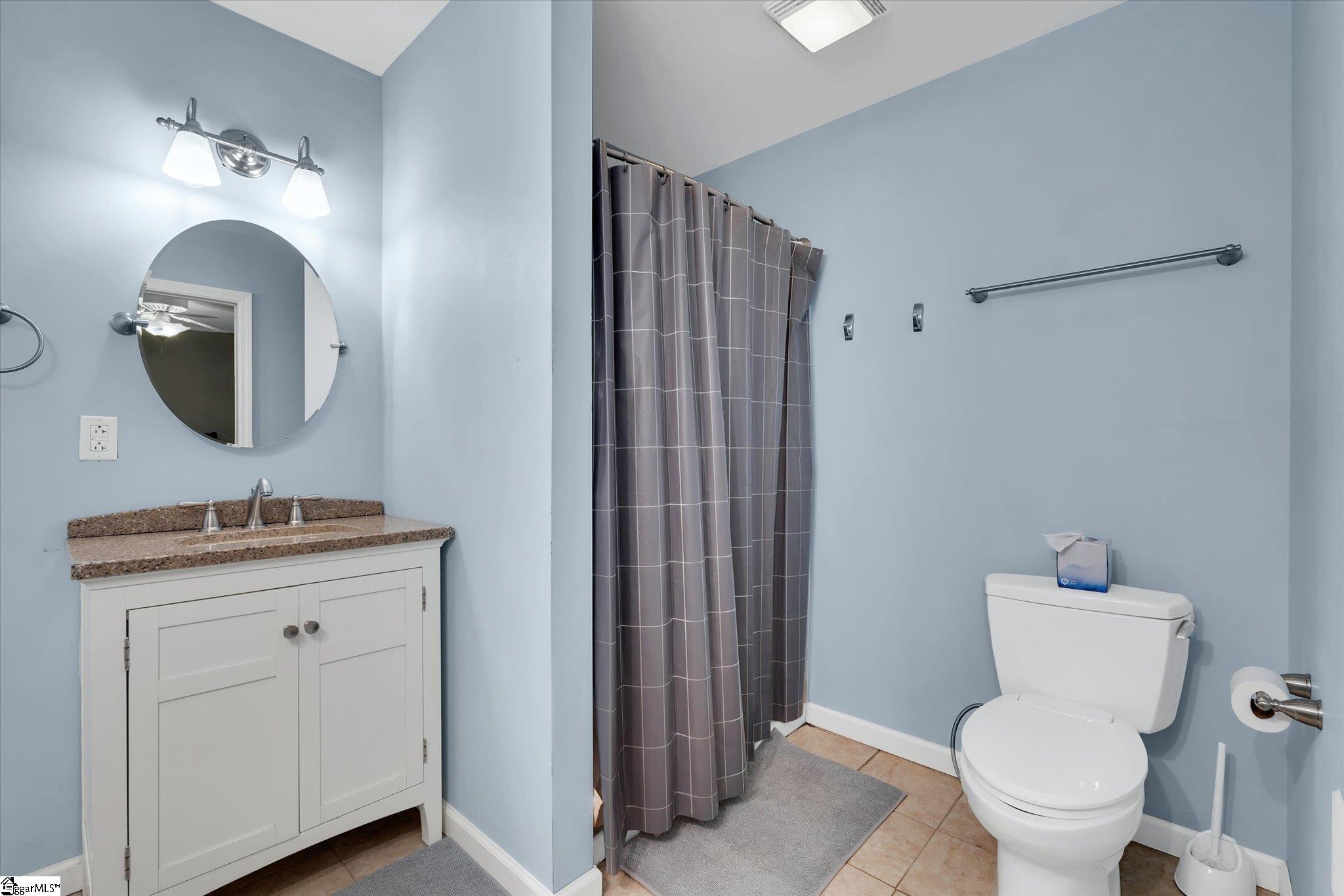 Clinton, South Carolina 29325, United States, 3 Bedrooms Bedrooms, ,2 BathroomsBathrooms,Residential,Active,197414