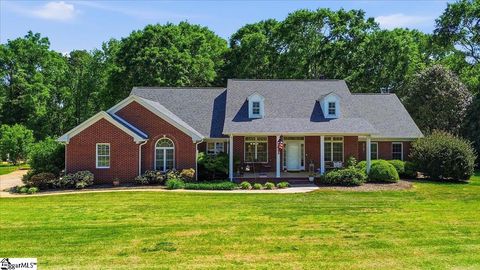 Photo of 32 Riverfront Lane, Simpsonville, SC 29681 (MLS # 1590182)