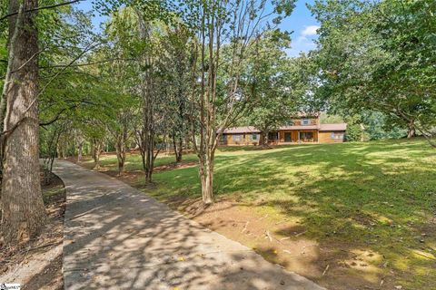Photo of 530 Old Hunts Bridge Road, Greenville, SC 29617 (MLS # 1570306)