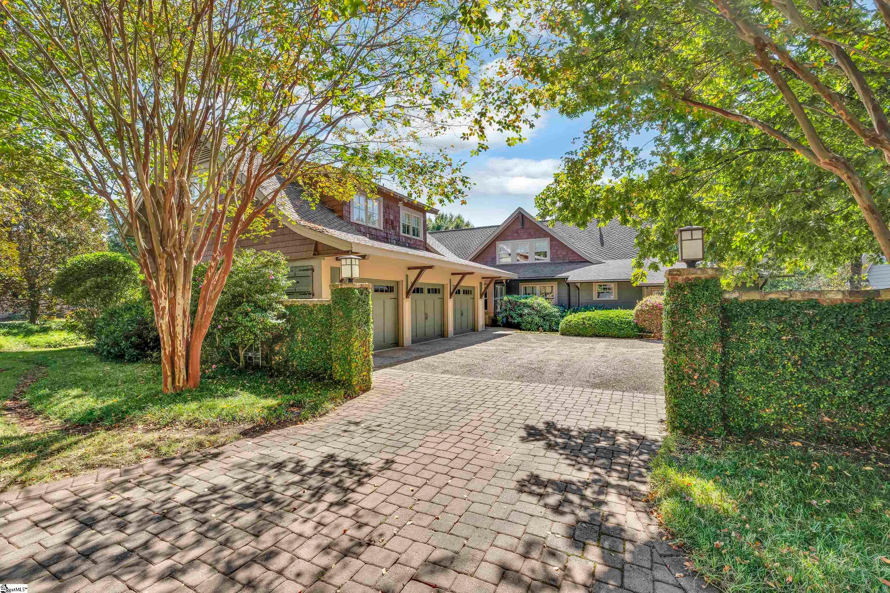1 Keller's Gate Court