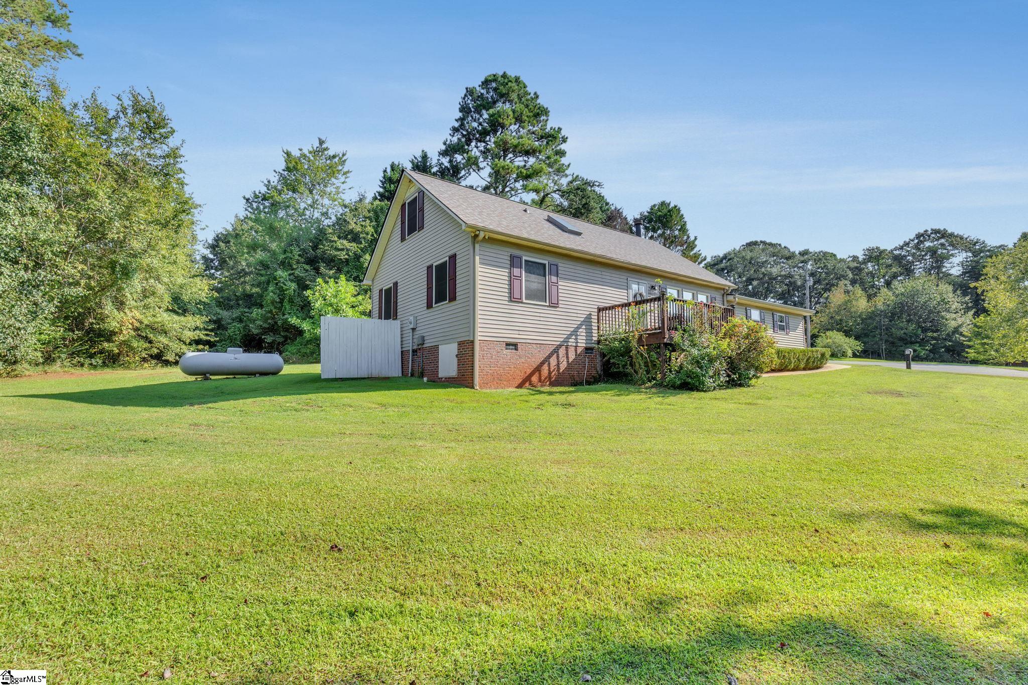 Liberty, South Carolina 29657, United States, 3 Bedrooms Bedrooms, ,2 BathroomsBathrooms,Residential,Active,203372