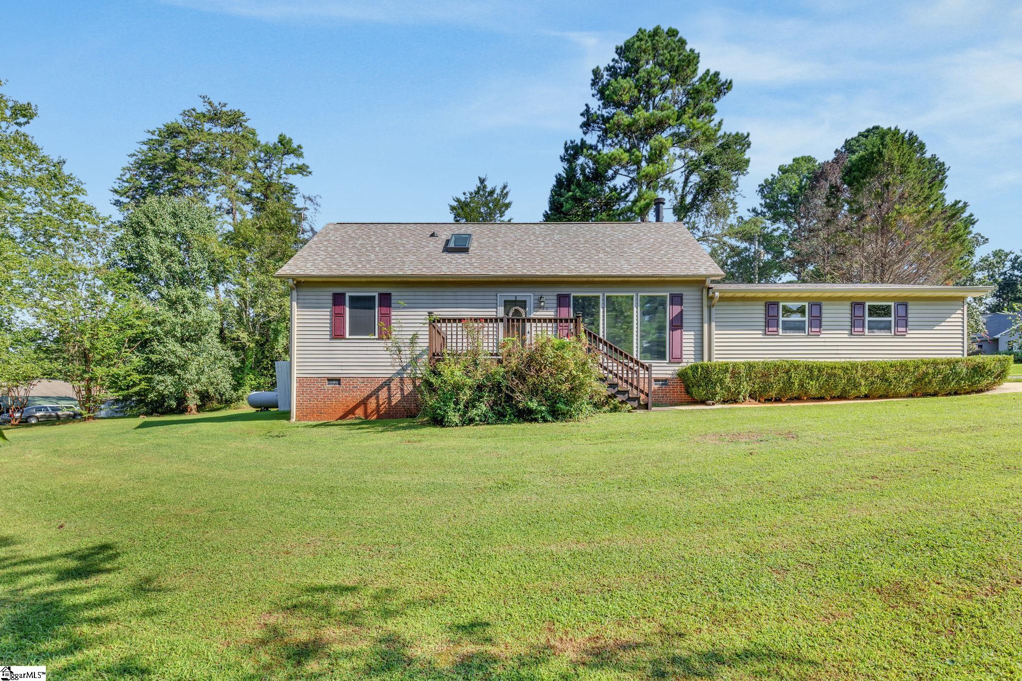 Liberty, South Carolina 29657, United States, 3 Bedrooms Bedrooms, ,2 BathroomsBathrooms,Residential,Active,203372