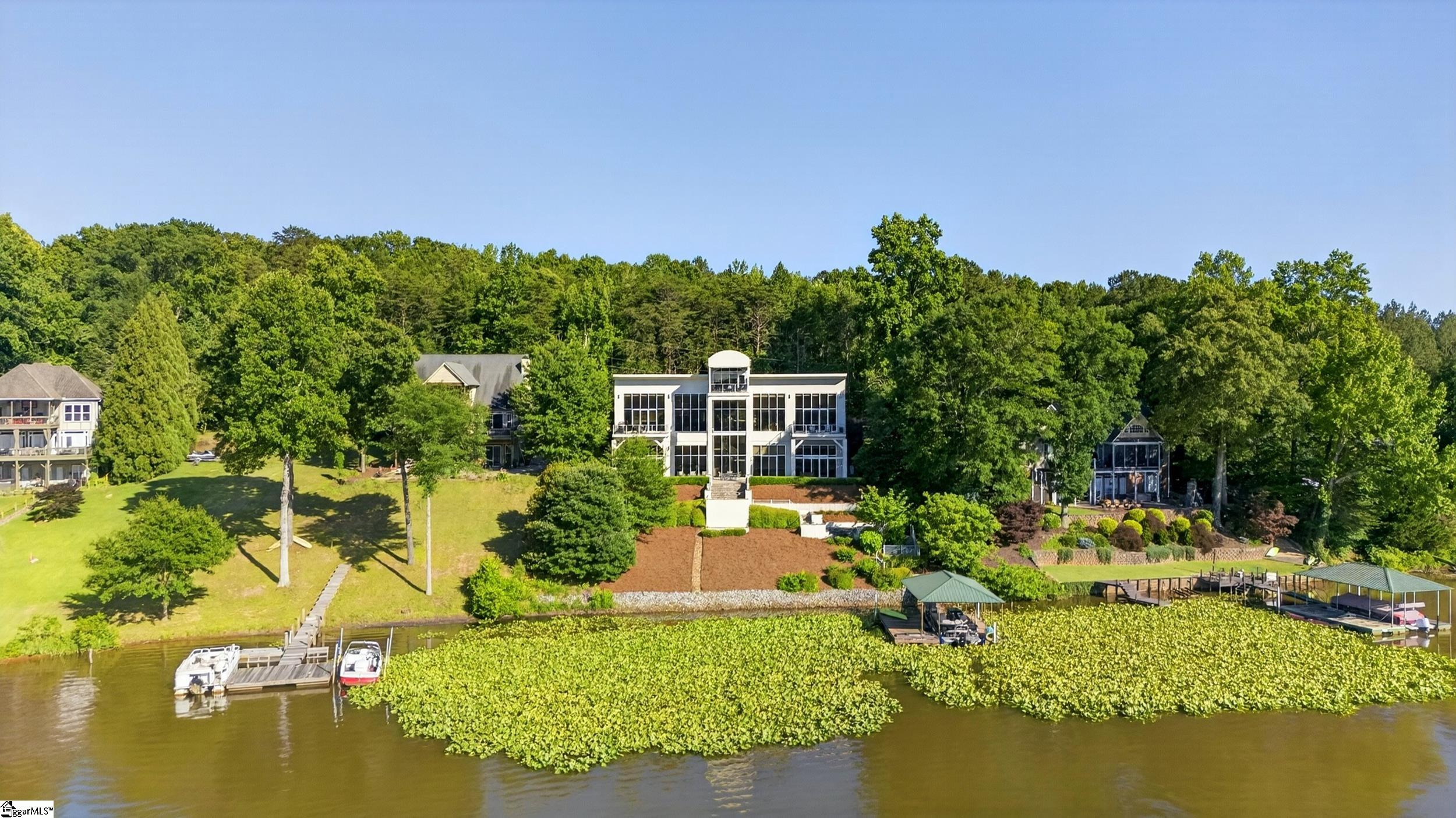 1125 Dickson Road