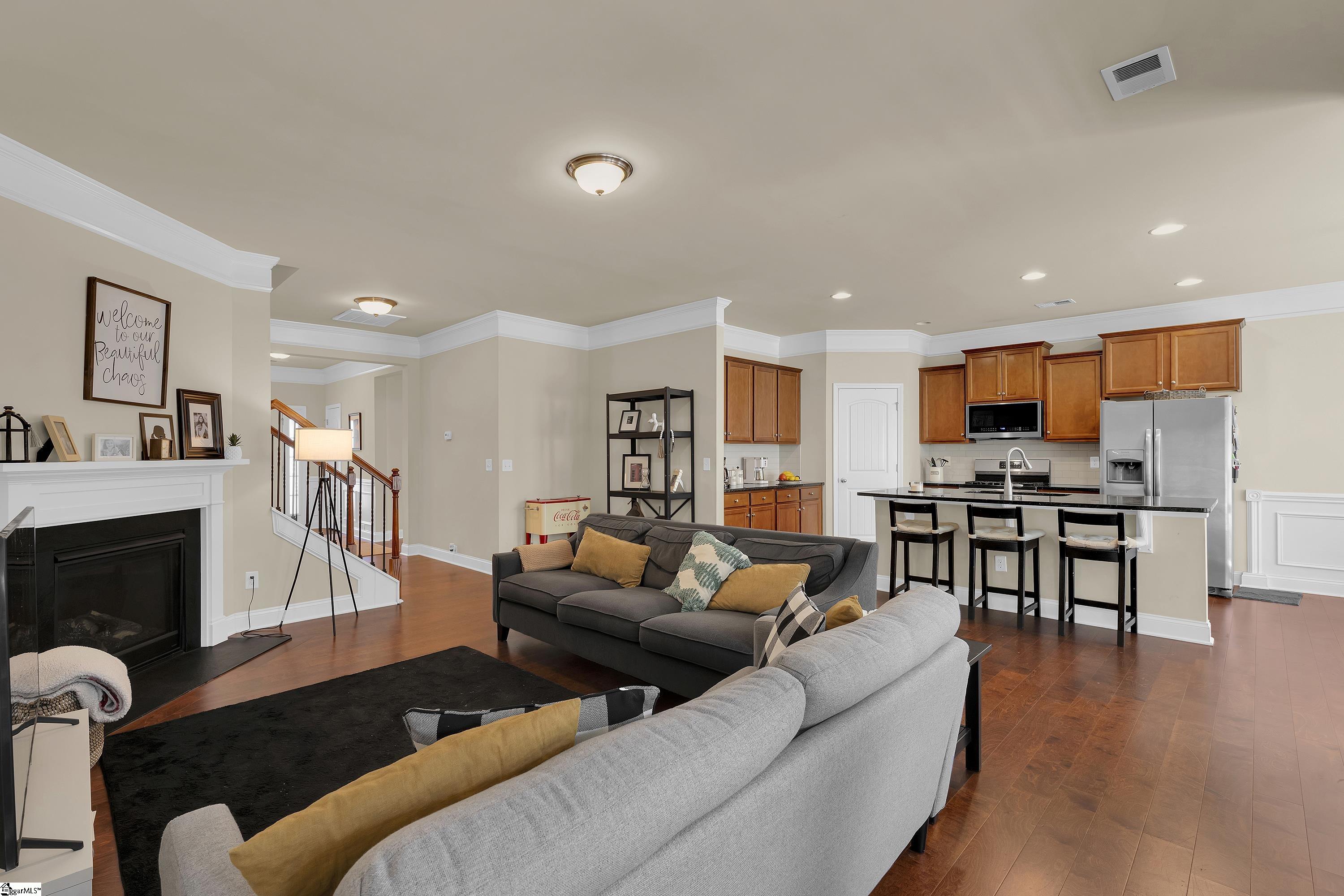 207 Santa Ana Way