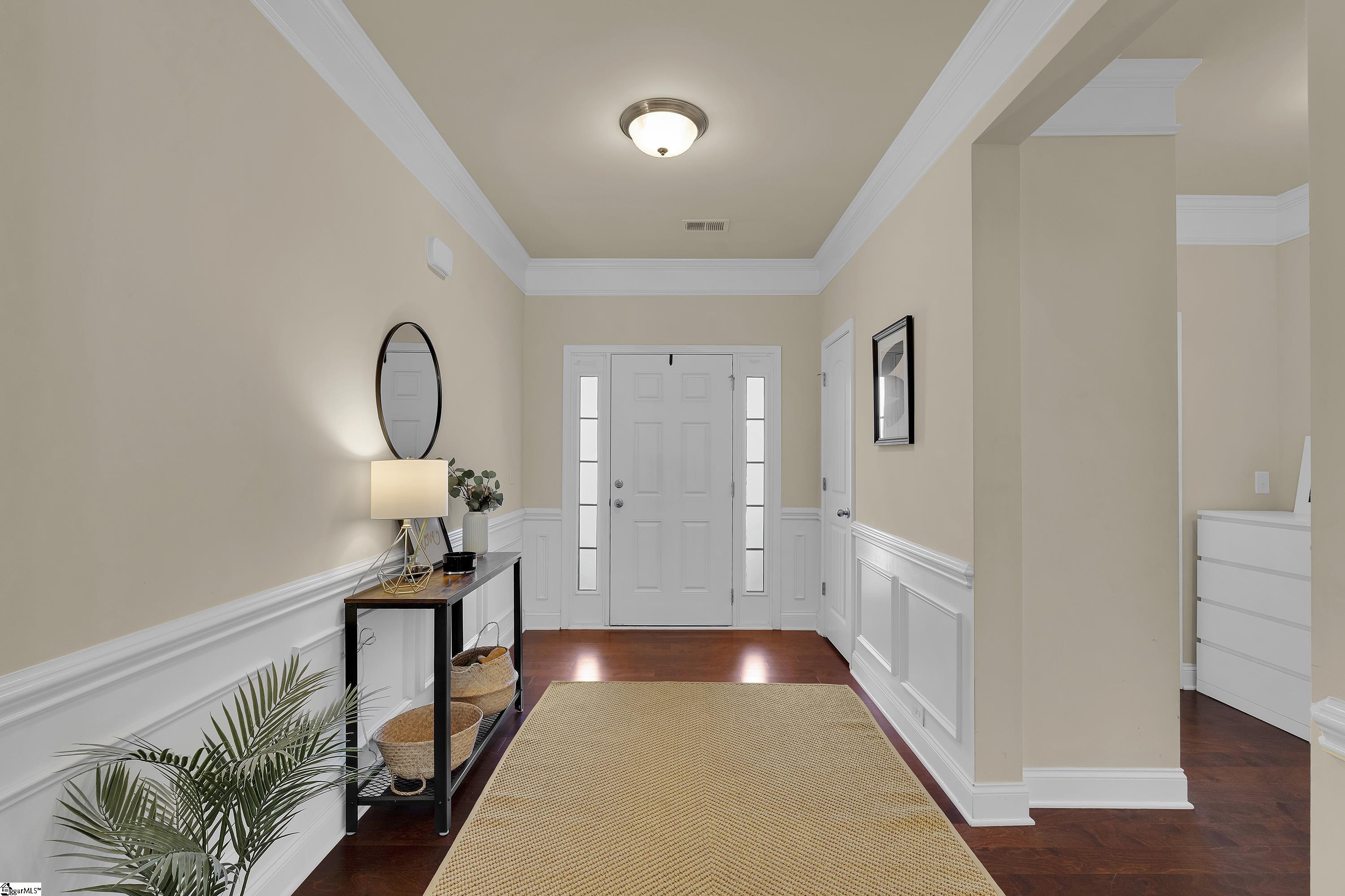 207 Santa Ana Way