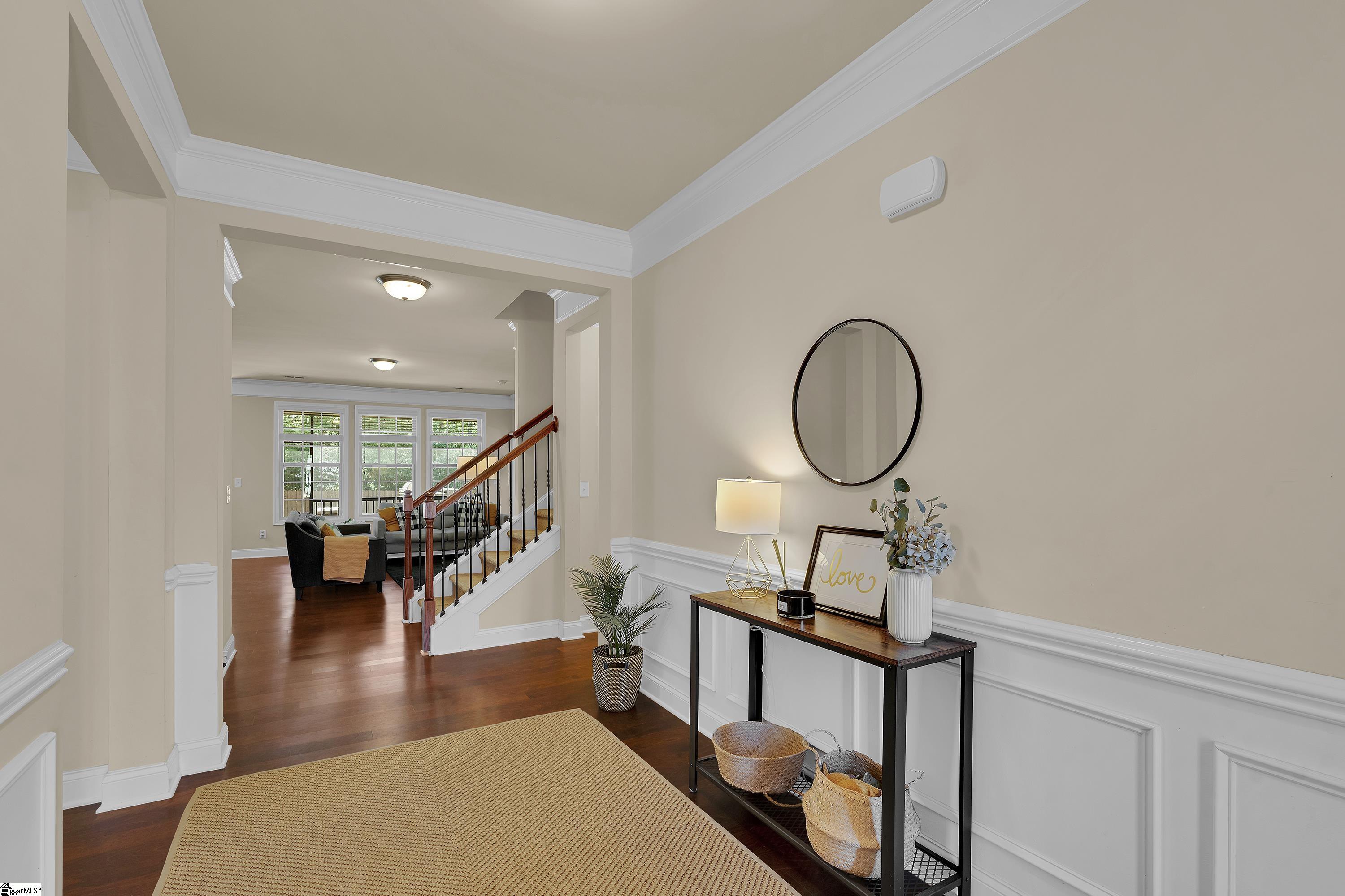 207 Santa Ana Way
