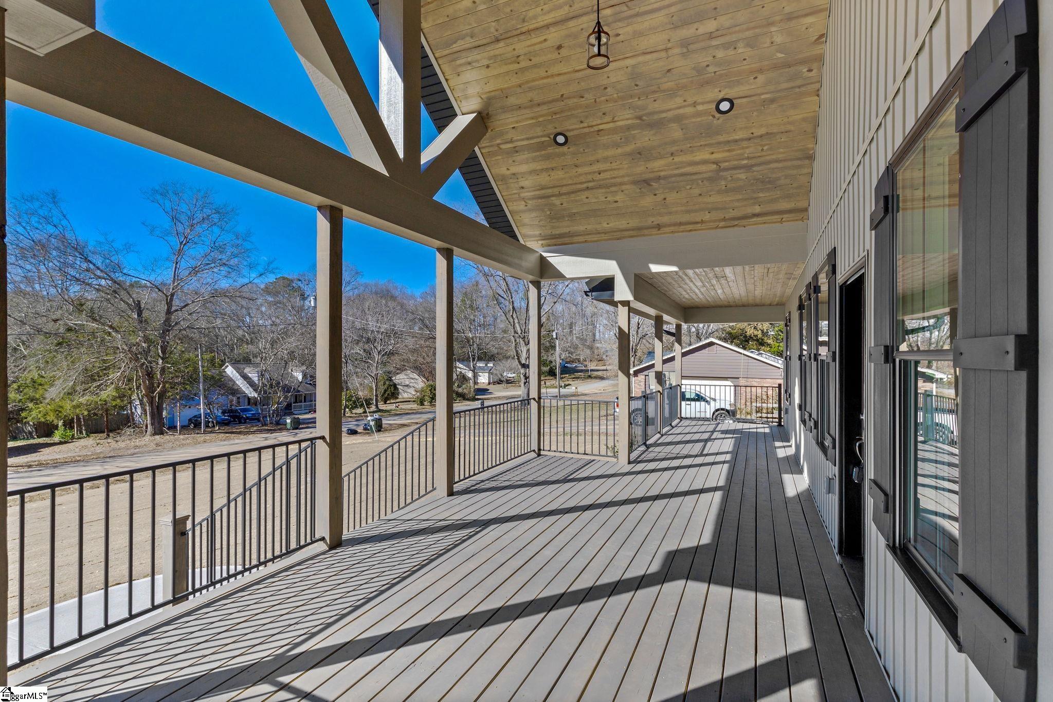 222 Lake Forest Circle