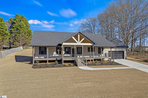 222 Lake Forest Circle Easley SC 29642